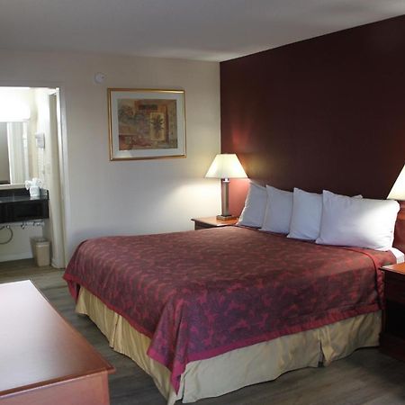 Travel Inn Of Buford Dış mekan fotoğraf