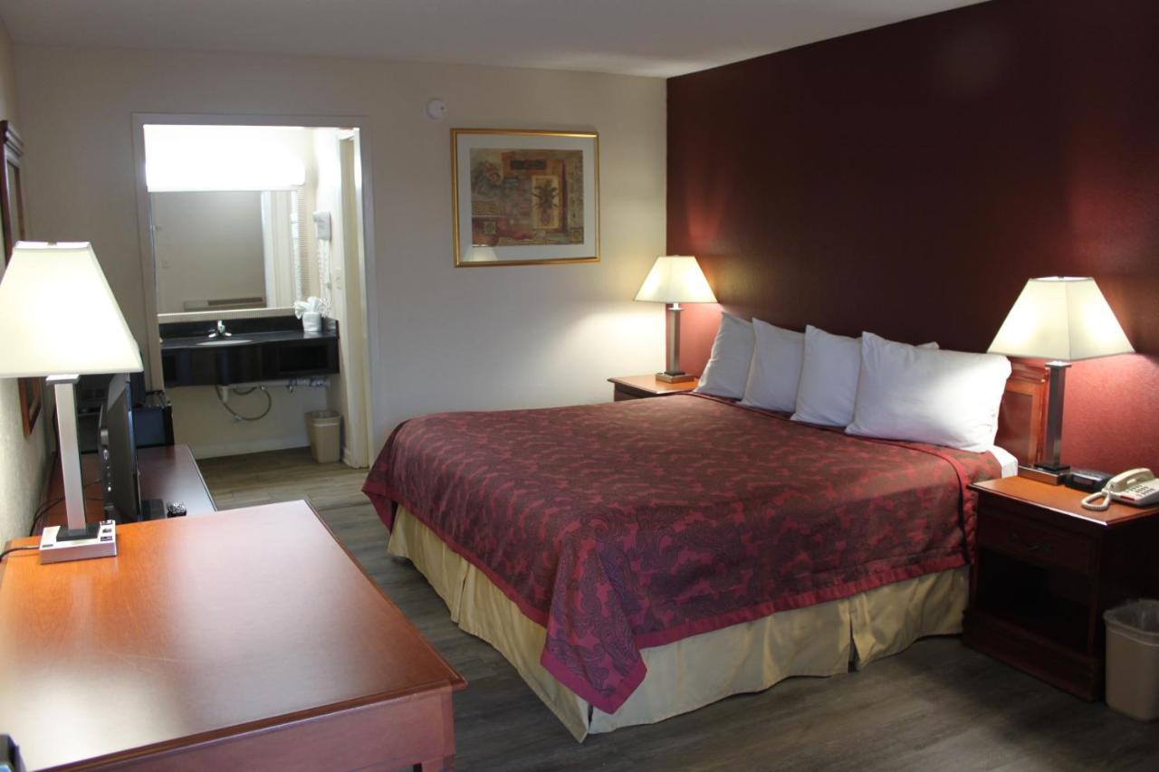 Travel Inn Of Buford Dış mekan fotoğraf