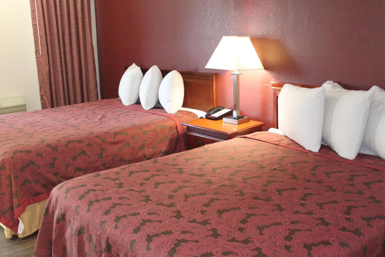 Travel Inn Of Buford Dış mekan fotoğraf